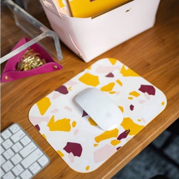 Elevation by Tina Wells Vegan leather triangle valet trays set of 3 - Picture 9 of 12